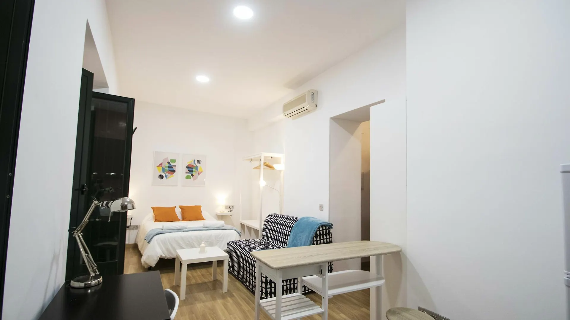 סביליה Acogedor Estudio En Pleno Centro